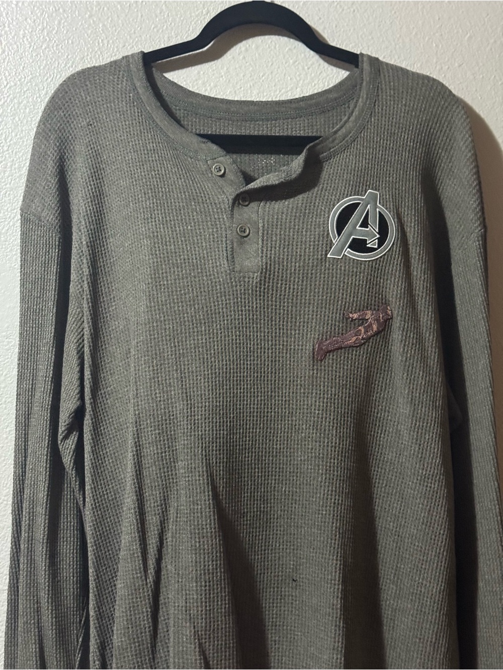 Avengers Dark Grey Waffle “Roadie’s Henley” Size XL - Picture 4 of 8